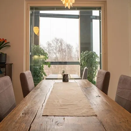 아파트 Nature In The - Modern Loft, Amazing Views 에스포